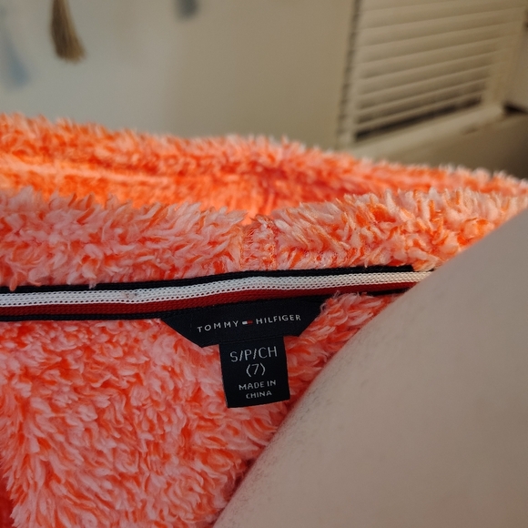 Tommy Hilfiger Kids Vibrant Orange Puffer Jacket - Picture 2 of 2